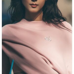 ALO Yoga Pink Sweatshirt